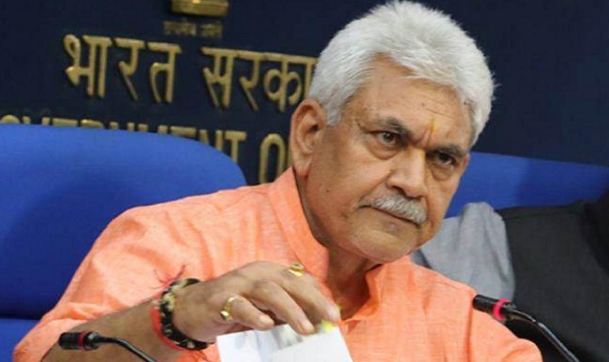 Modi to inaugurate 650 branches of Post bank soon, says Manoj Sinha